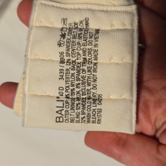 Bali Cream Full-Coverage Bra 40D - Picture 2 of 2